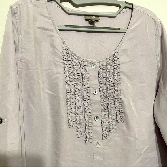 j jill large scoop neck roll tab sleeve lilac button front long line top - Picture 1 of 10